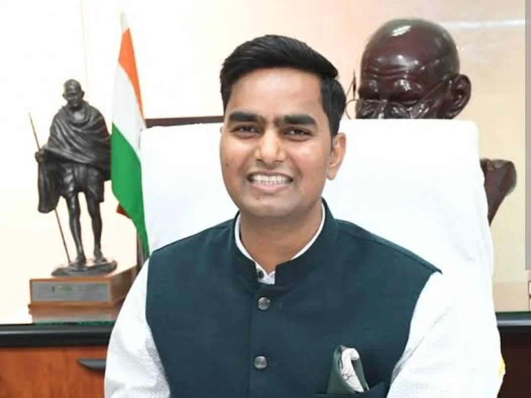 ग्वालियर नगर निगम कमिश्नर संघ प्रिय का अचानक तबादला, इस अधिकारी को मिली कमान, बने नए कमिश्नर
