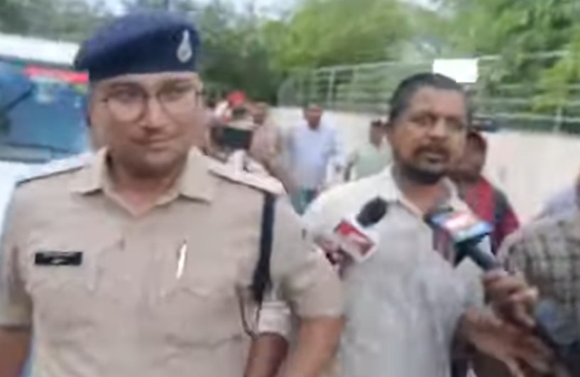 ग्वालियर में बन रहे हैं पिस्टल और रिवाल्वर के फर्जी लाइसेंस,चार संदेही पकड़े, कलेक्टर के हस्ताक्षर भी नकल किए.